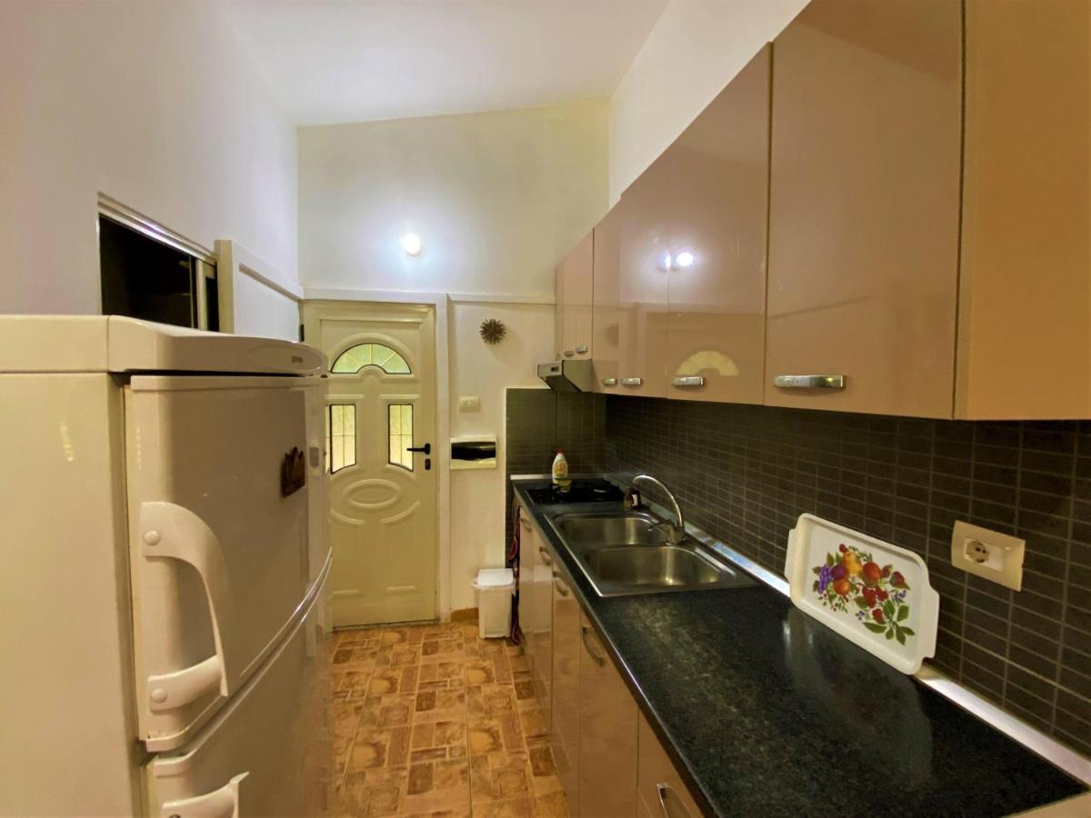 Ramo'S Green Beachside Retreat - Cozy 2 Bedroom Home Vlorë Extérieur photo